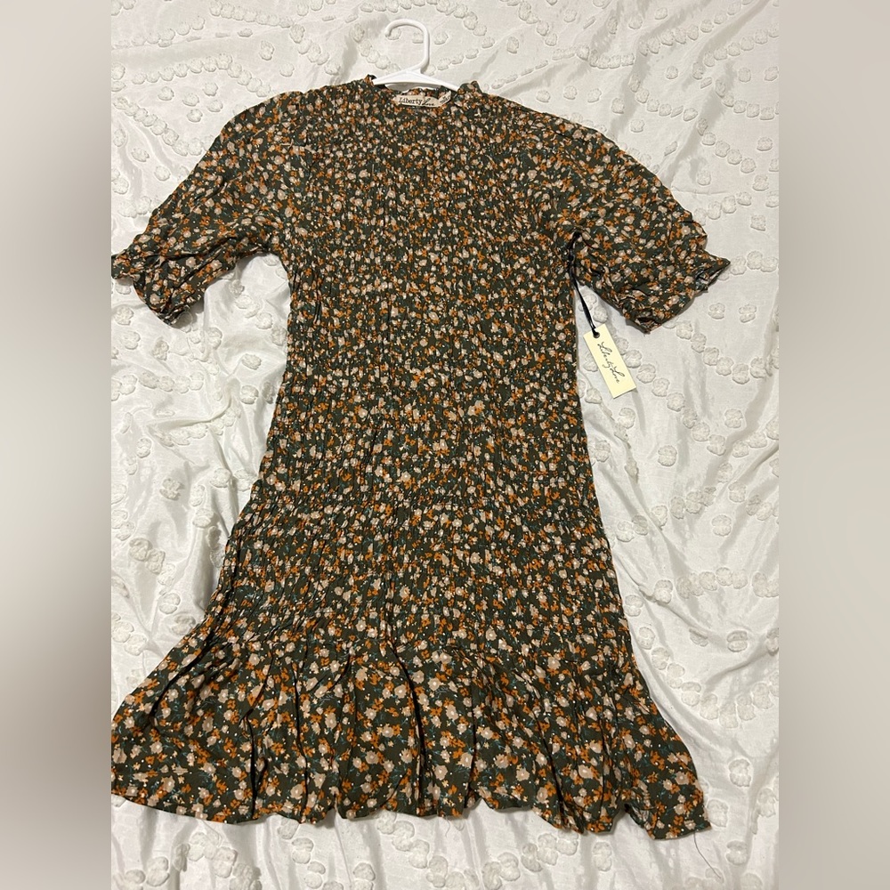 Medium in women’s, dress, liberty love brand